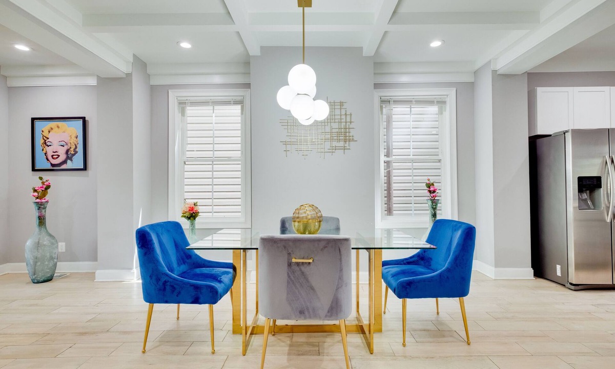 Church Hill House | Superb 3BR W/Balcony Near Capitol Center