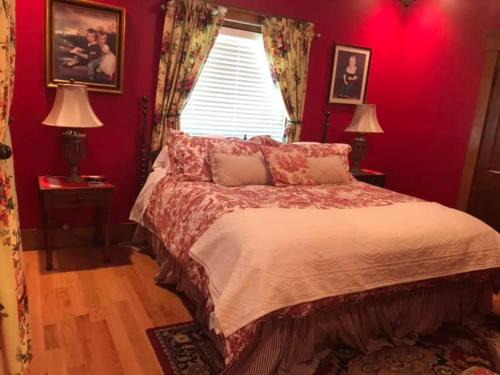 Salem Bed & Breakfast | The Destination B&B llc