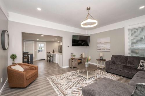 Harrison House | The Gathering House - Home for 6