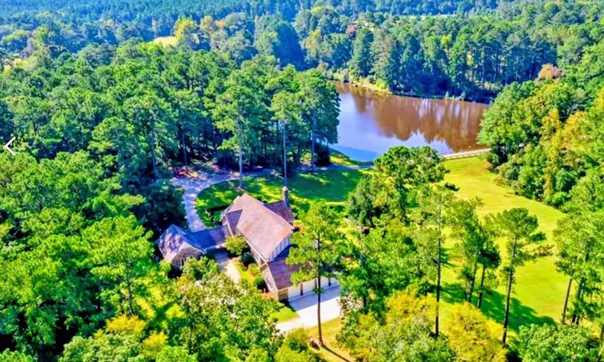 Greensboro House | The Grand Greystone Estate