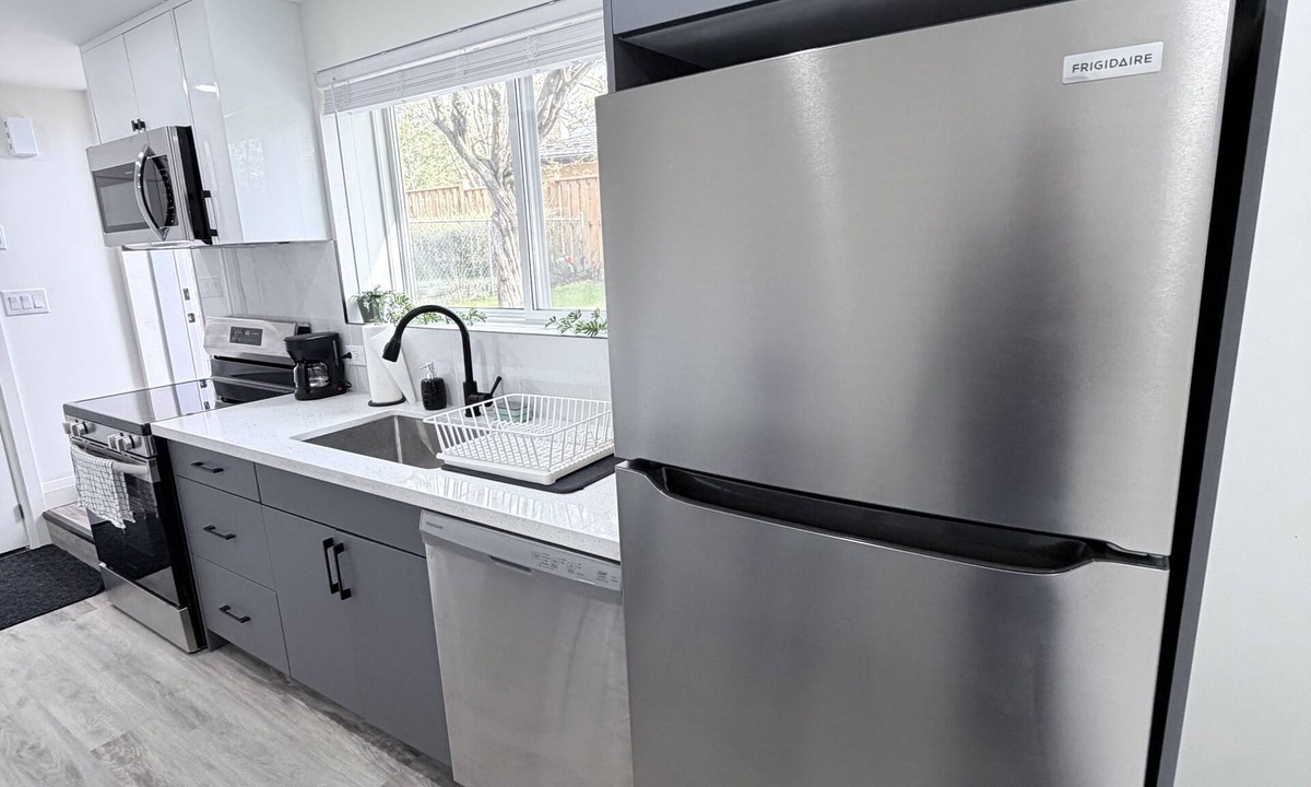 Rosemount Apartment | The Luxe Studio - Comfortable and Affordable Stay