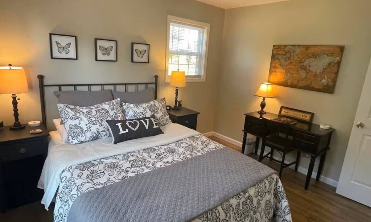 East Bernstadt Cottage | The Mountain Laurel Cottage Near Wildcat ATV Park.