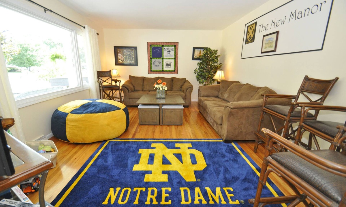 Wooded Estates House | The New Manor, a Notre Dame themed room rental