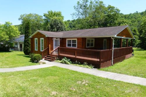 Oak Hill House | The Shack
