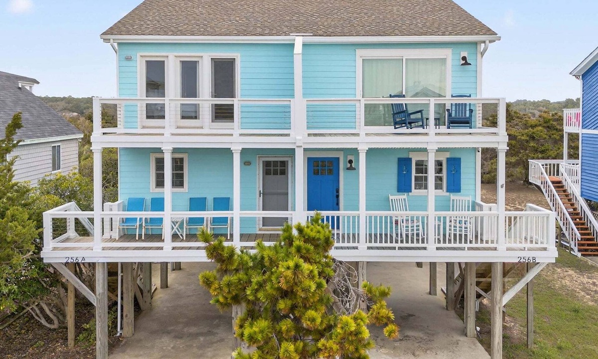 Holden Beach House | Times Like These/256A Brunswick Ave West