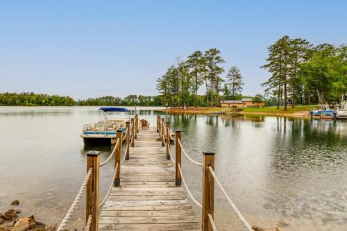 Chapin House | Tiny Cabin on Lake Murray, Private Dock for Boats