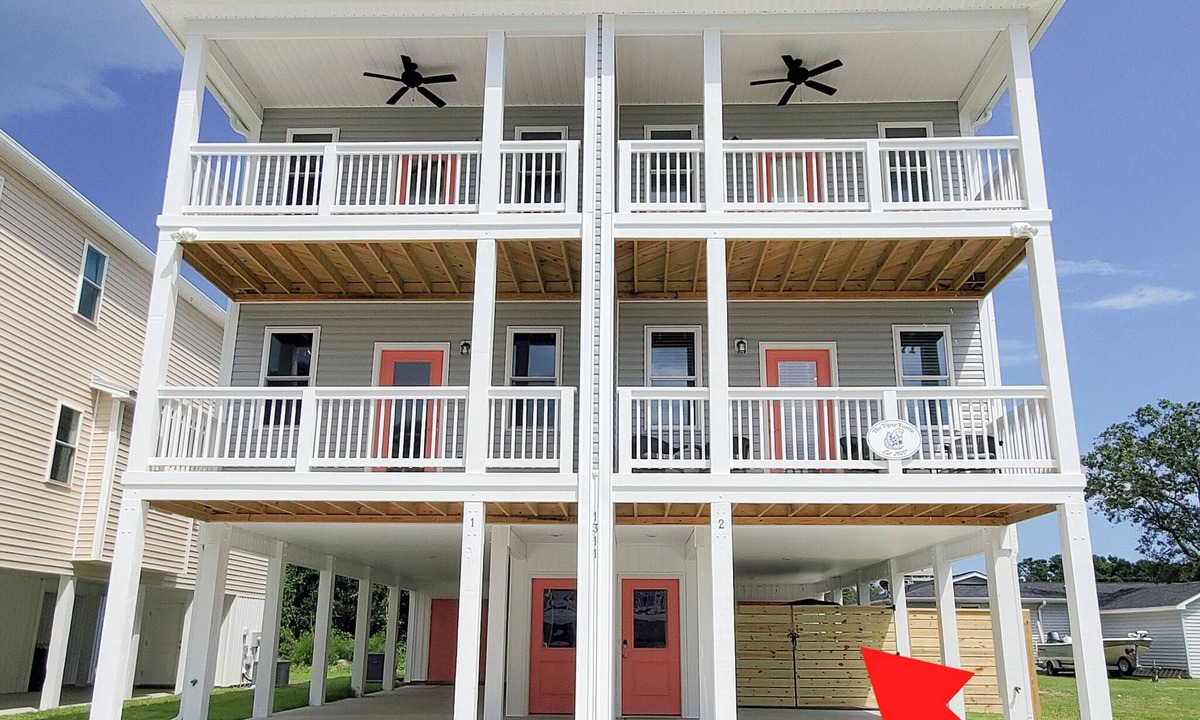 Wilmington Beach House | Tipsy Turtle - Dog-Friendly, Golf Cart, Coastal Escape
