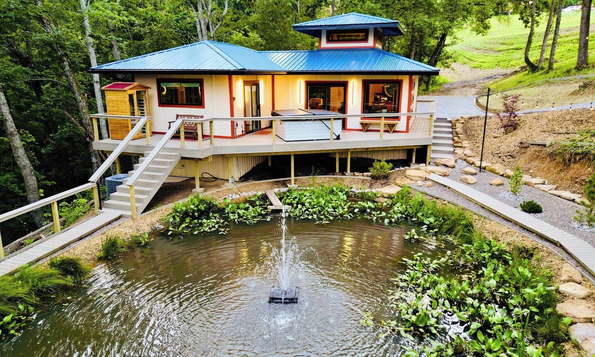 Denniston Cabin | Tranquil Hideaway - Romantic Spa Retreat with Hot Tub and Sauna