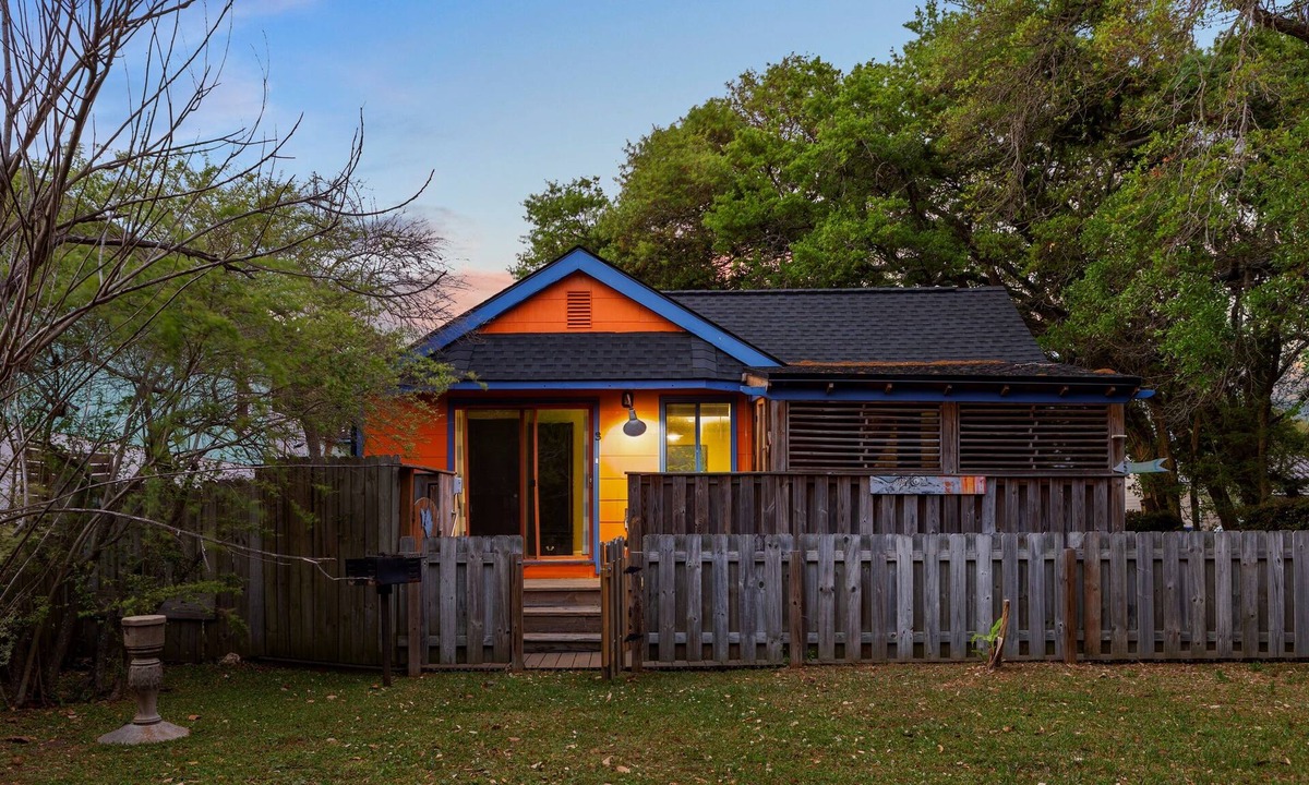 North Carolina Coast House | Tranquil porch, Short walk to beach & CB Boardwalk