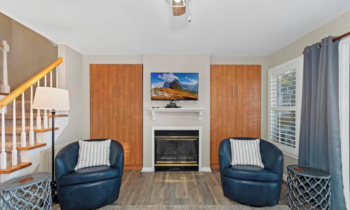 Grand Rivers Condo | Two Bedroom Harbor View Condo