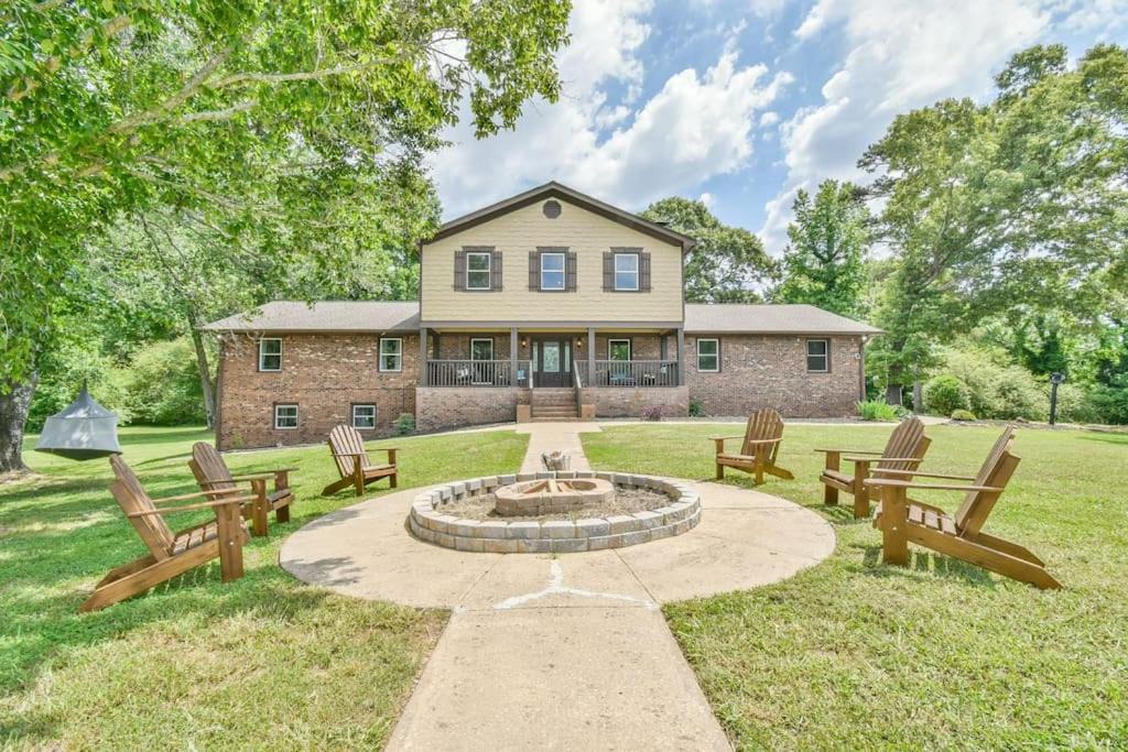 Gainesville House | Ultimate Vacation Resort Horse Ranch Farm