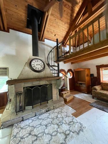 Bridgeport Ski Chalet | Unique Mountaintop Cabin on small farm with WiFi and outdoor pavilion