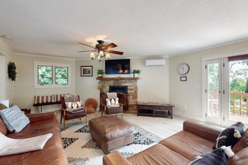Waynesville House | Valley View Cottage