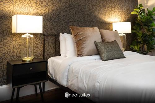 Covington House | Walk to Downtown, Bars, Stadiums - Perfect for 4!