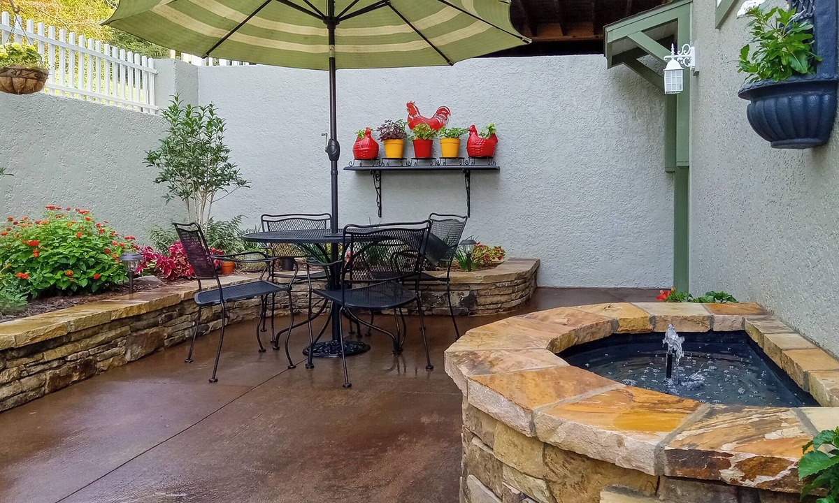 Saluda Apartment | Walk to Main Street: Saluda Escape w/Garden Patio