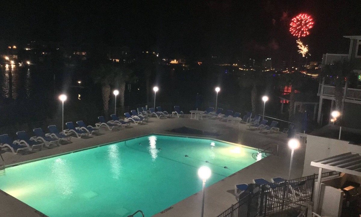 North Carolina Coast Condo | Waterfront condo, elevator, king bed, pool, meeting room, free parking H2o views