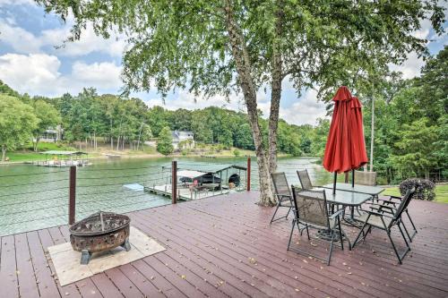 Lake Secession House | Waterfront Getaway w/Fire Pit + Game Room!