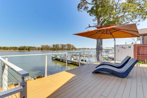 Colonial Beach Apartment | White Sail on the Potomac - Coastal Modern