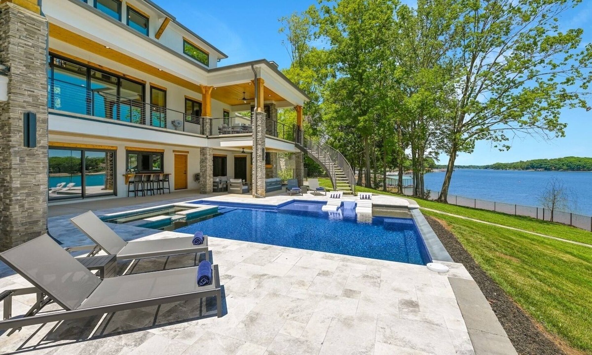 Troutman House | Willow Landing w/Optional Boat Rental, Golf Simulator & Heated Pool