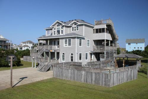 Waves House | WVSIS7 Beauty on the Beach