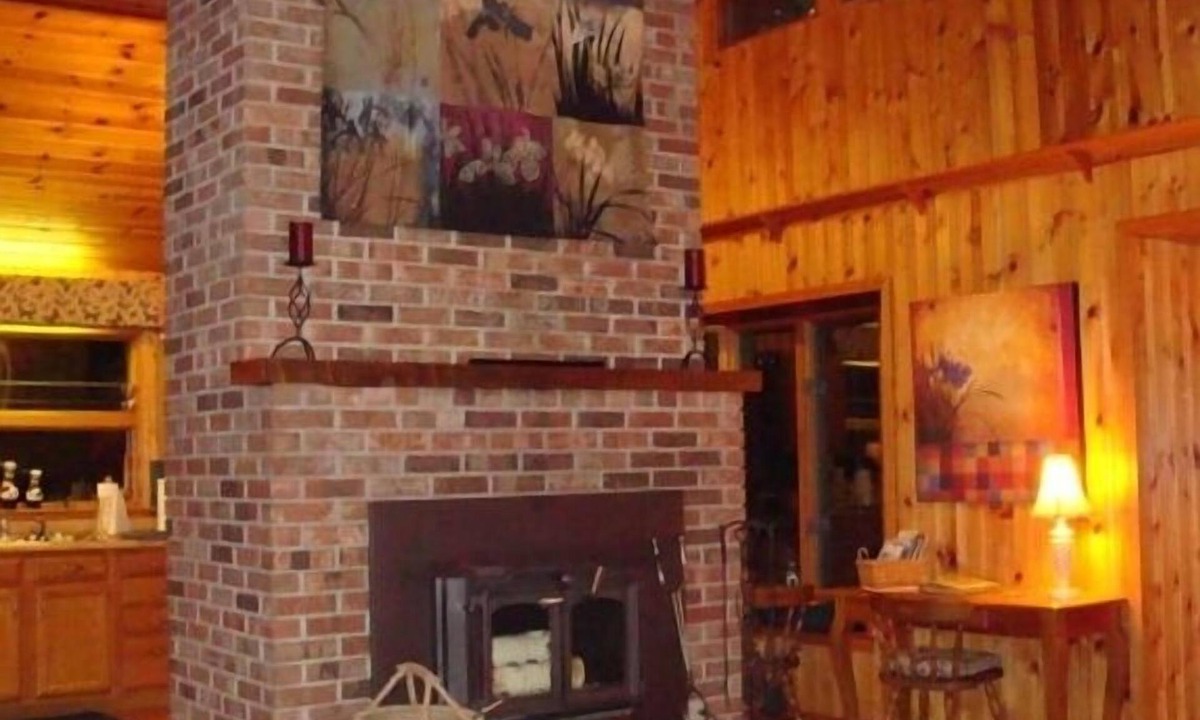 Brevard House | Your perfect Get-Away with lovely mountain views! "5 Star" Property!