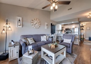 1 Mi to Silver Dollar City: Branson West Condo