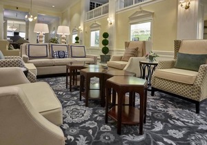 4 Peaceful Accommodation w/Indoor Pool | Right in the Heart of the City