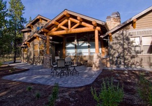 56640 Sunstone Loop | 4 BR / 4.5 BA, Sleeps 10 in Bend
