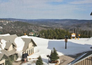 Great Top Floor View. Totally remodeled 2020. Under AS clock. In Village.