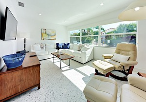 Modern Juno Beach Home - Walk 5 Minutes to the Beach in North Palm Beach