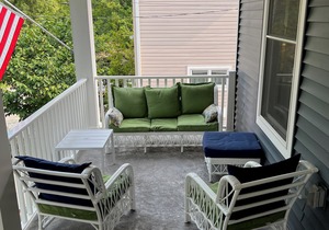 Spacious Lakeside cottage - Sleeps 16 - steps to Pool, Fitness, & Pickleball in Lakeside Marblehead