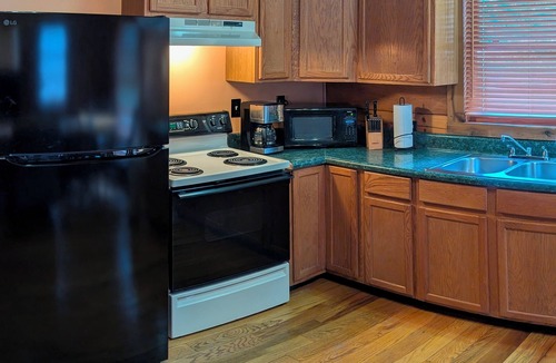 Waynesville Cabin | 1/2 mile to Blue Ridge Parkway, Tall Woods Cabin, number 3