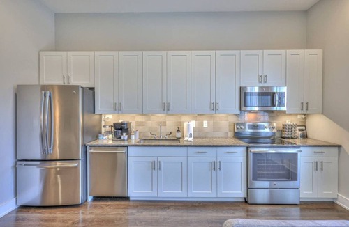 12 South Condo | 1-BR Studio Condo in 12 South I Unit 203