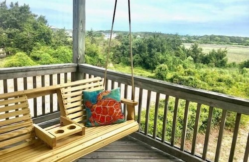 Long Beach House | 1 Day At A Time/3308 W Dolphin Drive