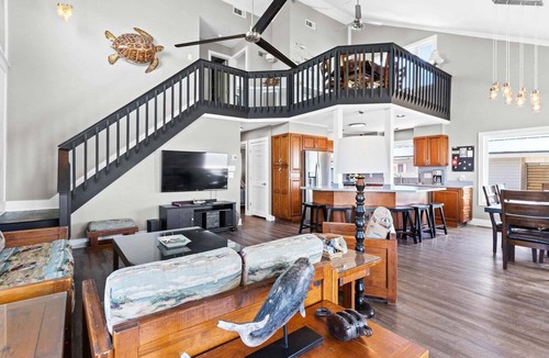 Oak Island House | 1 Fine Day/4525 W Beach Drive
