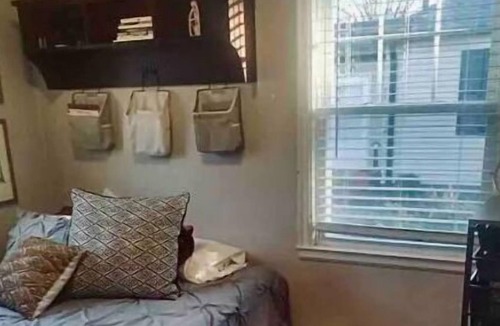 Indianapolis House | 10 min Downtown-3 min Irvington