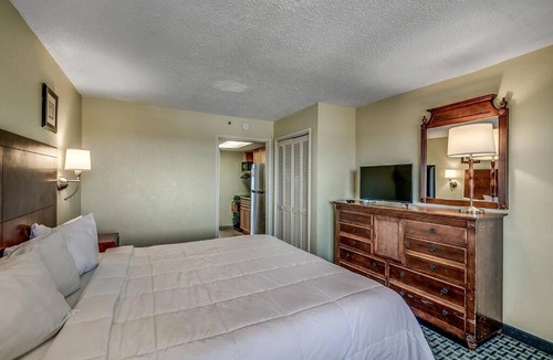 Myrtle Beach House | 12 Floor Oceanfront King - Great Location & Amenities