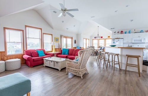 Whalehead Beach House | 1425 - A Promise Kept - Whalehead Beach Retreat | Pool & Hot Tub