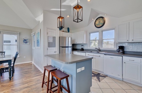 Ocean Sands House | 1771 - Goin' Coastal, Beautiful Beachy Home. Short Walk to Beach. Pool, Hot Tub, Pool Table.