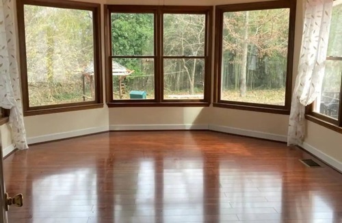Baldwin House | 1875 Historic Manor, 5 Acres Near Helen & Wineries