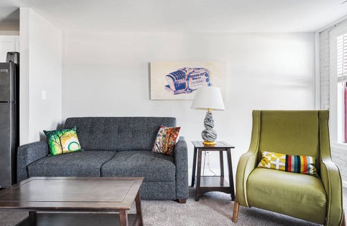 Chatham-Arch Apartment | 18BR 17BA Combined Apartments close to Lucas Oil Stadiom