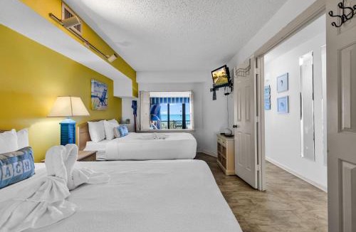 Myrtle Beach Apartment | 1BR Oceanfront condo with Pool & Balcony