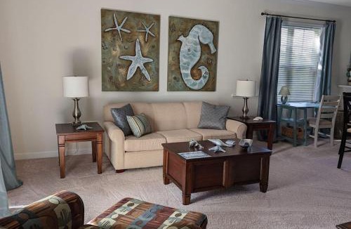 Carolina Forest Apartment | 2-Bdrm condo with designated remote work area/pool