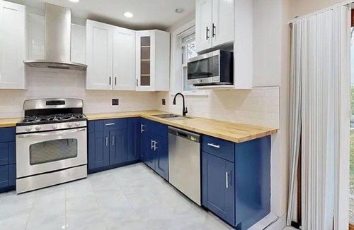 Brightwood Park House | 2 bedroom 2 bath Townhouse