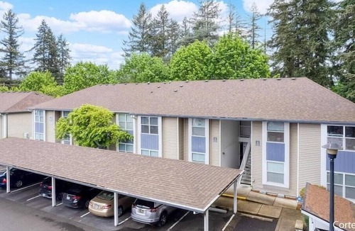 Gresham Condo | 2-bedroom condo in welcoming Gresham with fitness room access