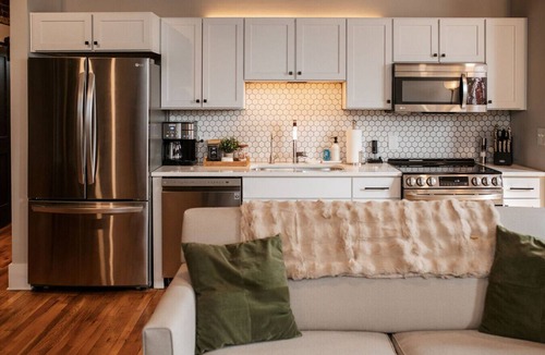 Jonesville Apartment | 2 Bedroom Suite Downtown Elkin Yadkin Valley