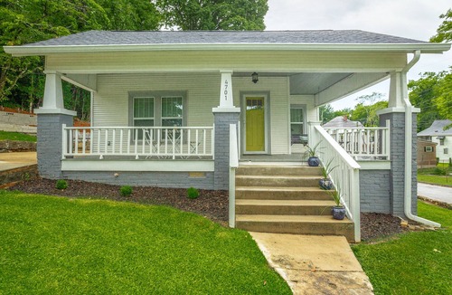 St. Elmo Improvement League House | 2 bedrooms, 1 bath, cozy kitchen, living room and game room/multipurpose room.