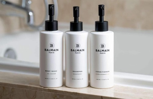 Rush and Division Hotel | 2 Connecting Suites at a 4.5⭐️ Hotel