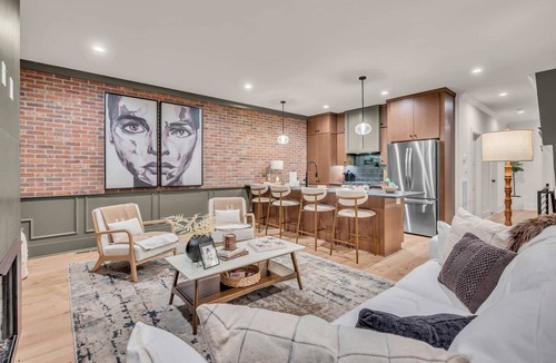 Hillsboro Village Condo | 2 Luxe Townhomes + Rooftop Views Walk Score 79