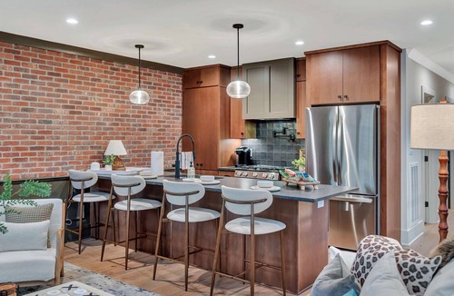 Hillsboro Village Condo | 2 Luxe Townhomes + Rooftop Views Walk Score 79